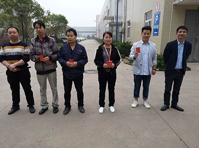 产品创新,精益求精,为客户提供满意的产品和服务